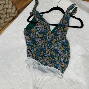 Lush Floral Bodysuit in Green and White